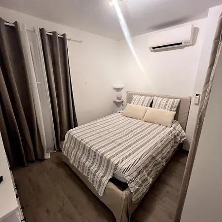 빌라 Belle Maison Avec Piscine Privative Dans Calme Et Securisee *