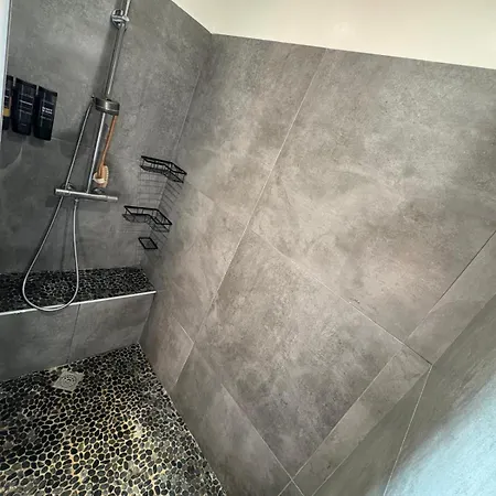 Belle Maison Avec Piscine Privative Dans Calme Et Securisee * 생트막시메