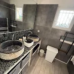 Belle Maison Avec Piscine Privative Dans Calme Et Securisee Villa